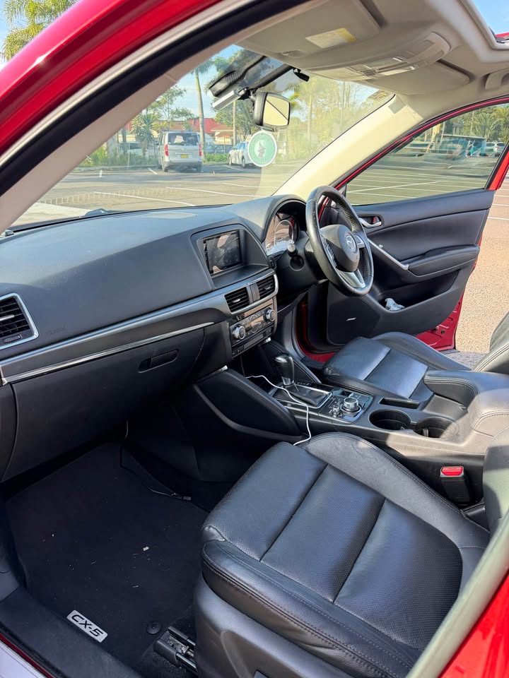 
								Mazda CX-5 2015 full									