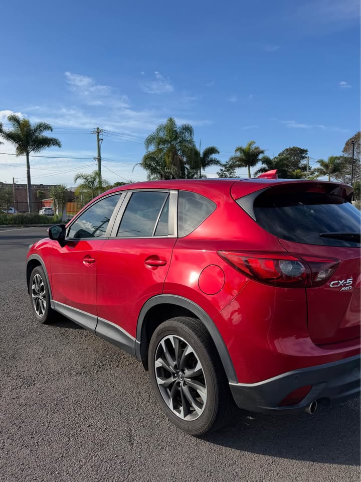 
								Mazda CX-5 2015 full									