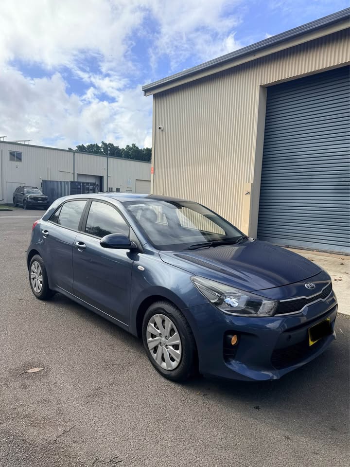 
								2018 Kia Rio full									