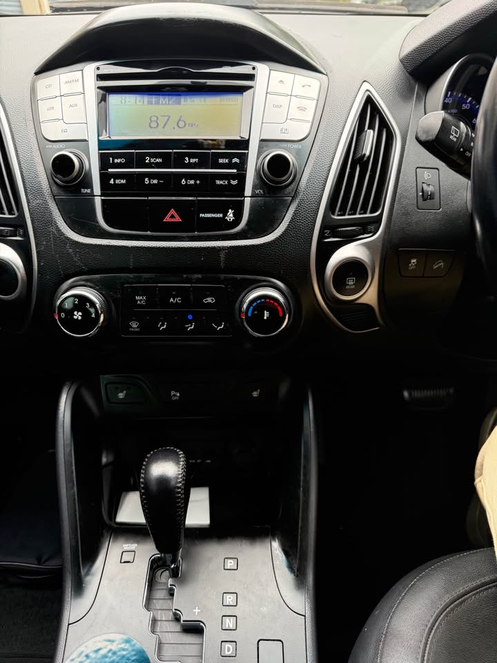 
								Hyundai ix35 2013 full									