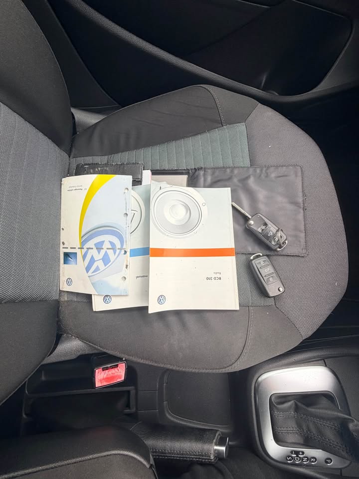 
								Volkswagen polo 2011 full									