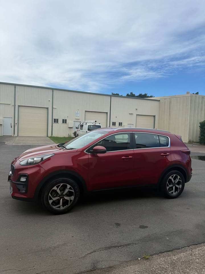 
								Kia sportage 2021 full									