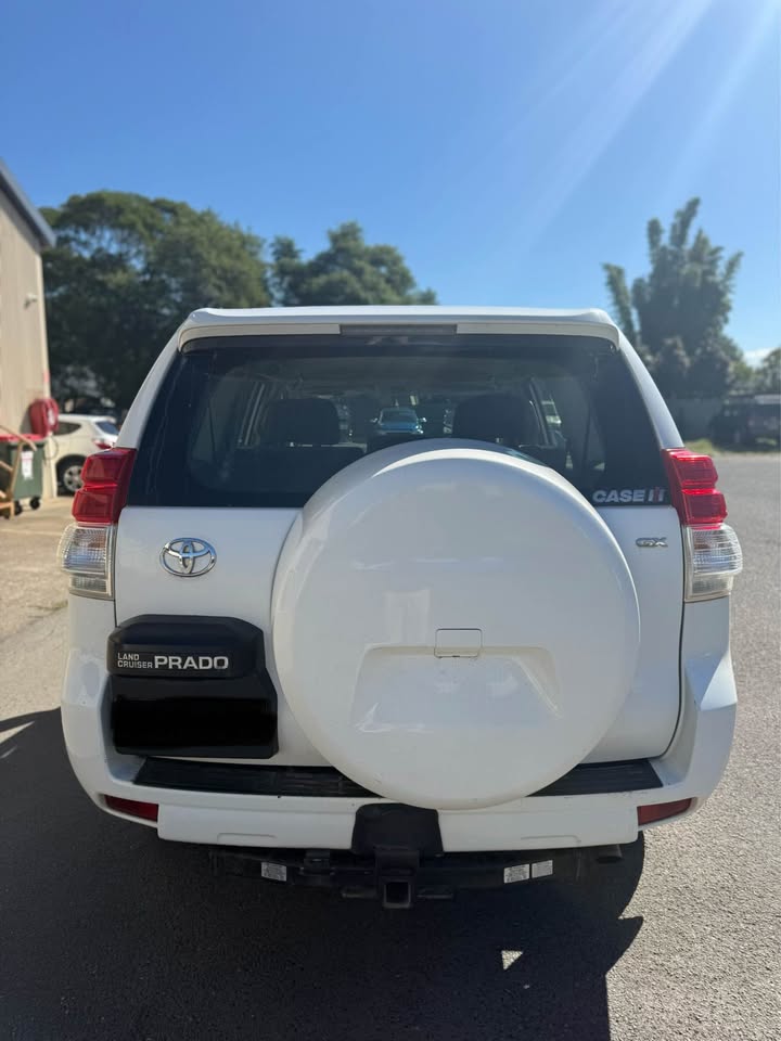 
								Toyota land cruiser prado 2013 full									