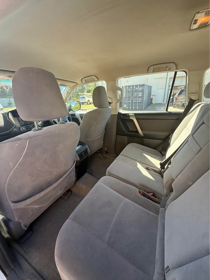 
								Toyota land cruiser prado 2013 full									
