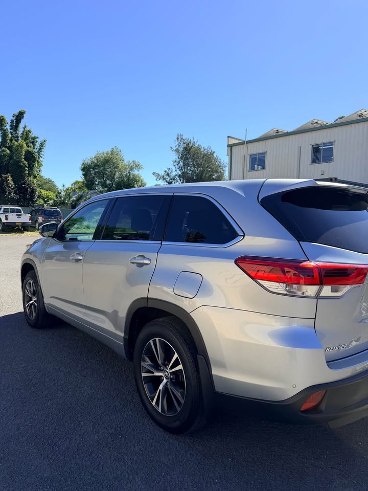 
								Toyota kluger gx 2019 full									