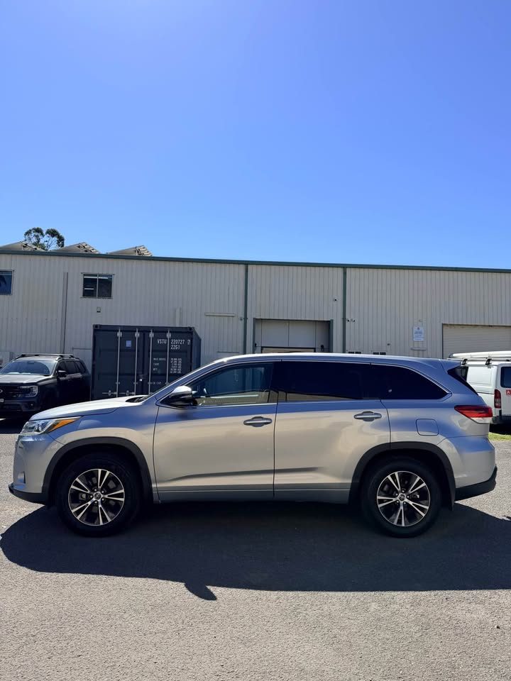 
								Toyota kluger gx 2019 full									