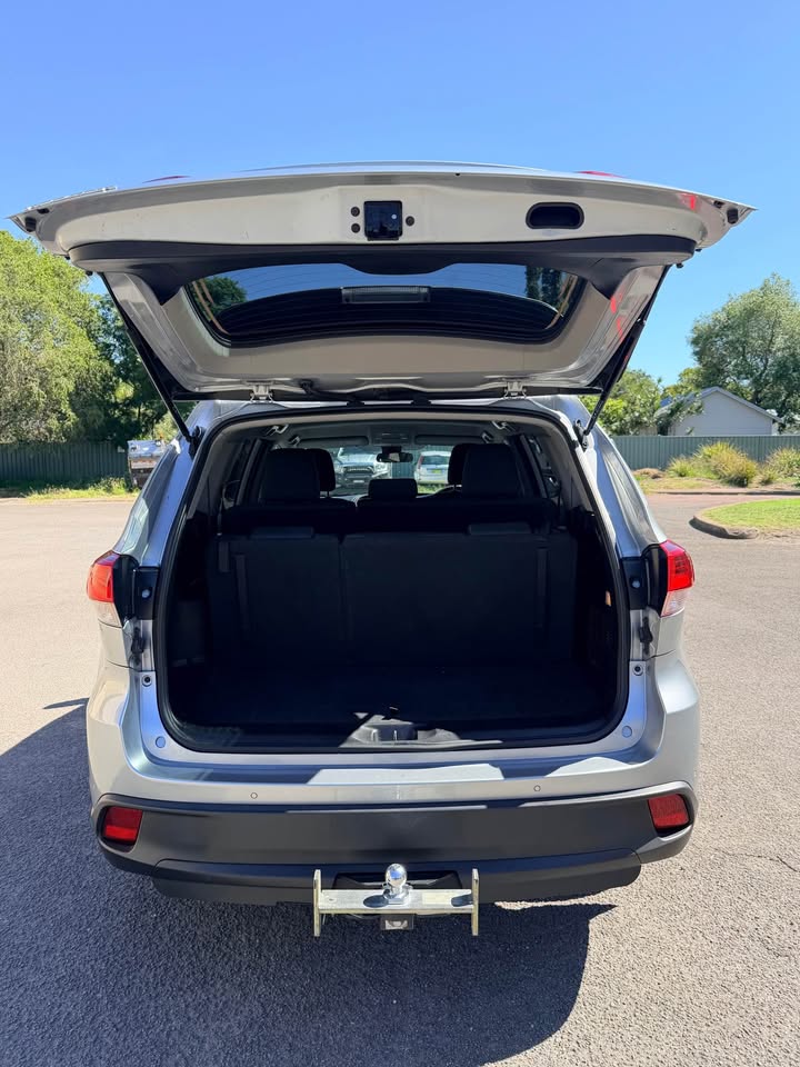 
								Toyota kluger gx 2019 full									