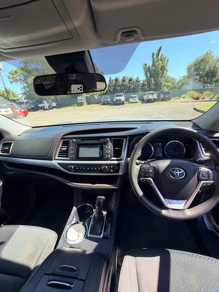 
								Toyota kluger gx 2019 full									