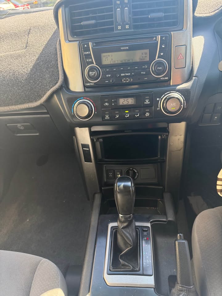 
								Toyota land cruiser prado 2013 full									