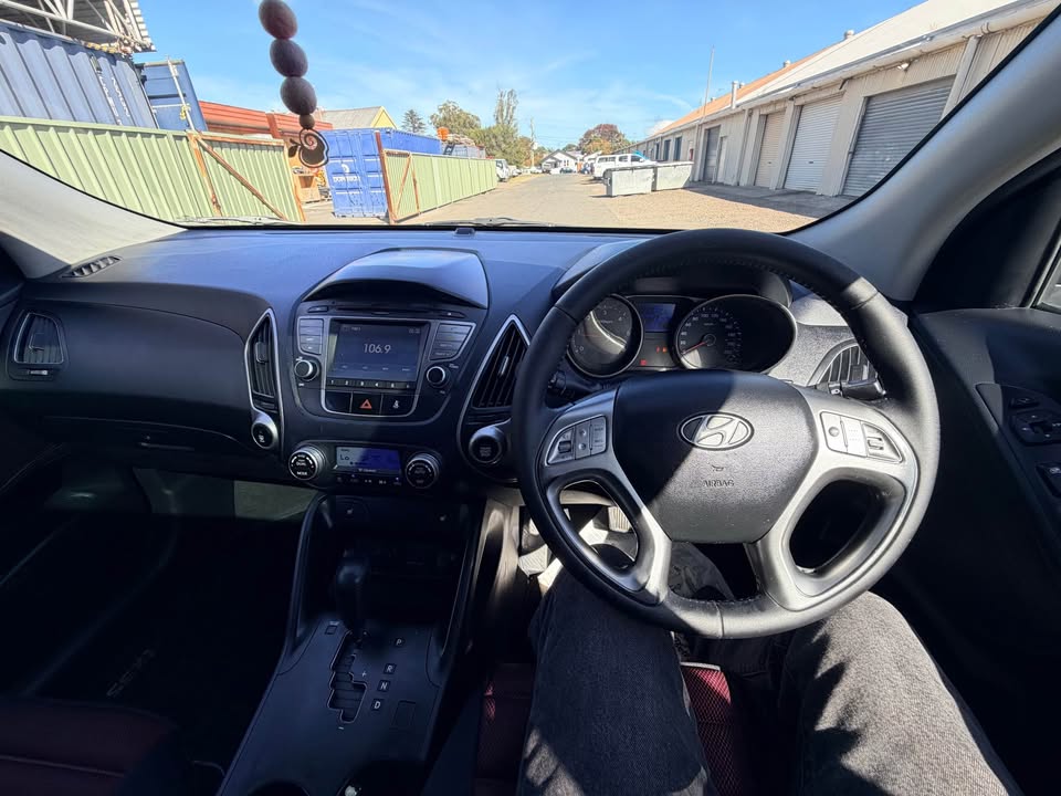 
								2011 Hyundai ix35 full									