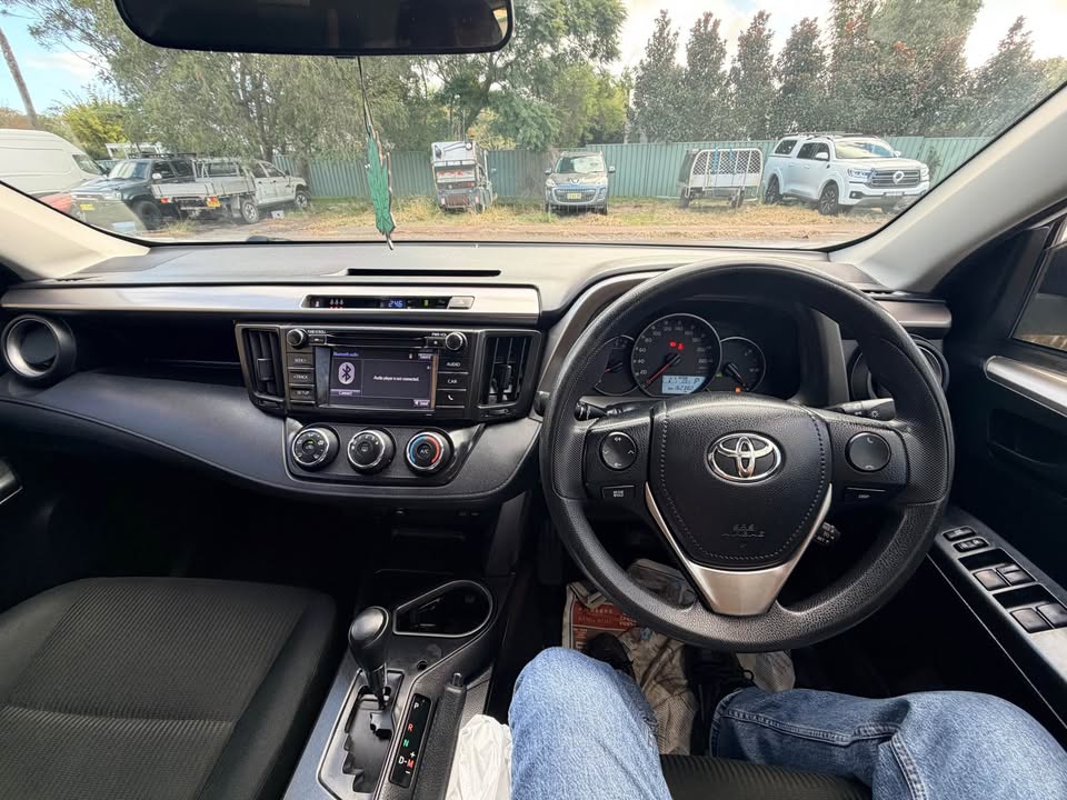 
								Toyota rav4 2016 full									