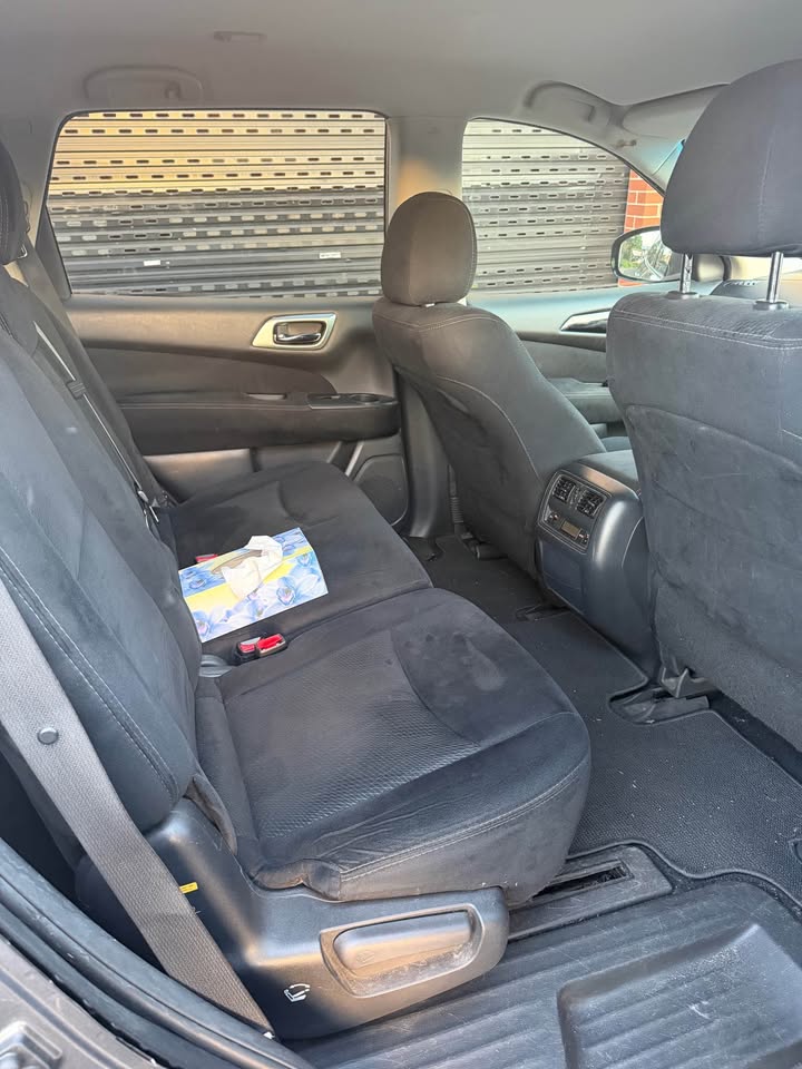 
								Nissan Pathfinder 2017 full									