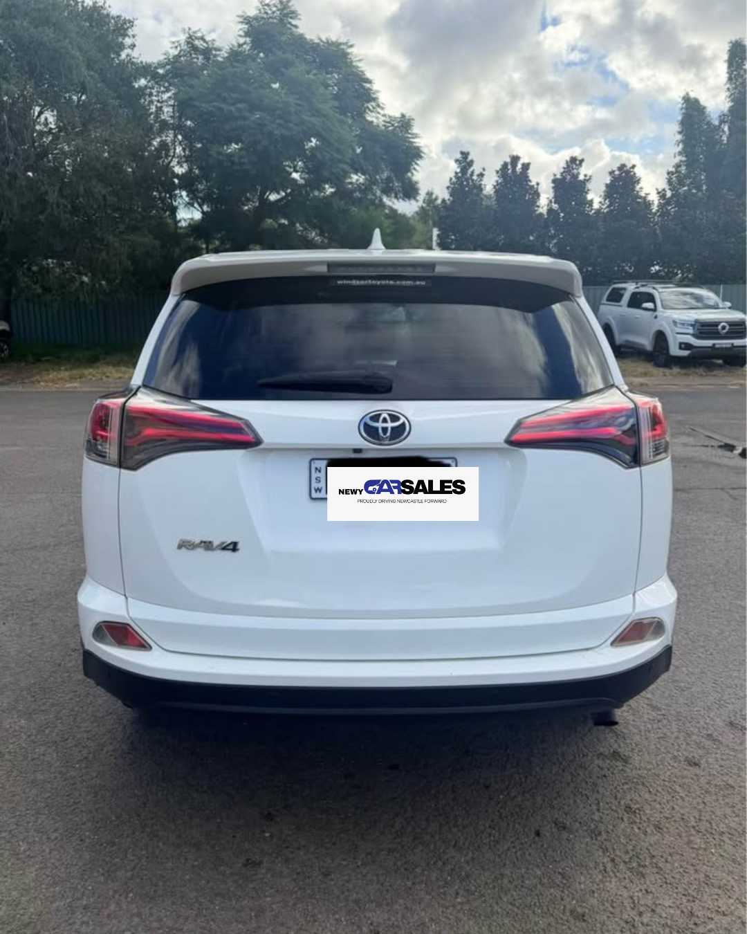 
								Toyota rav4 2016 full									