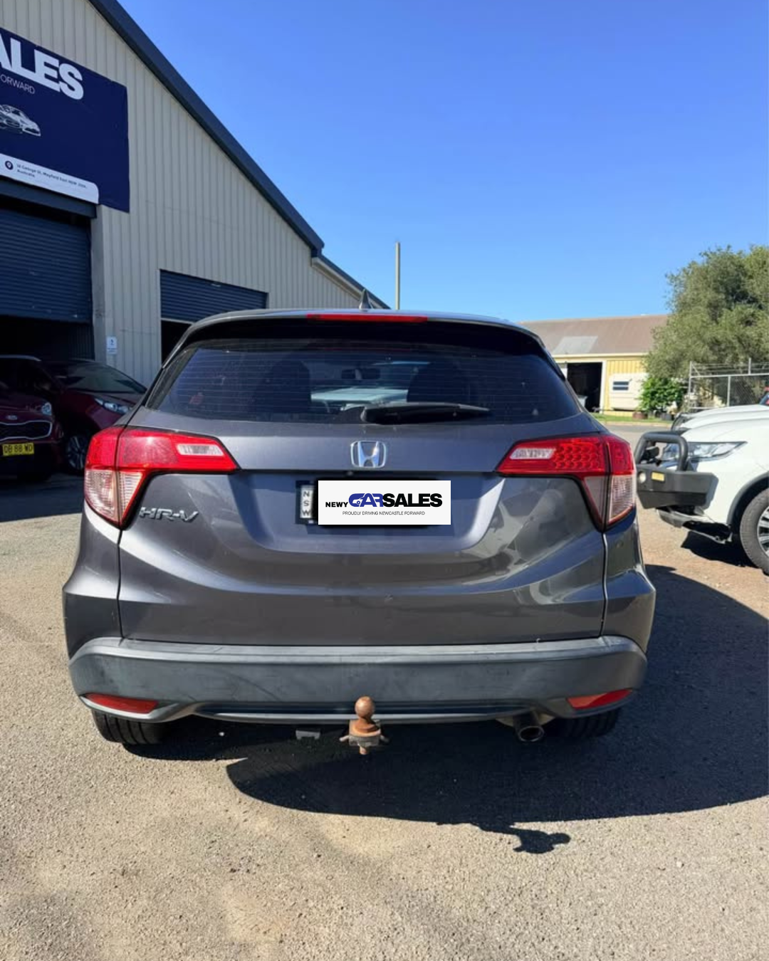 
								Honda hr-v 2017 full									